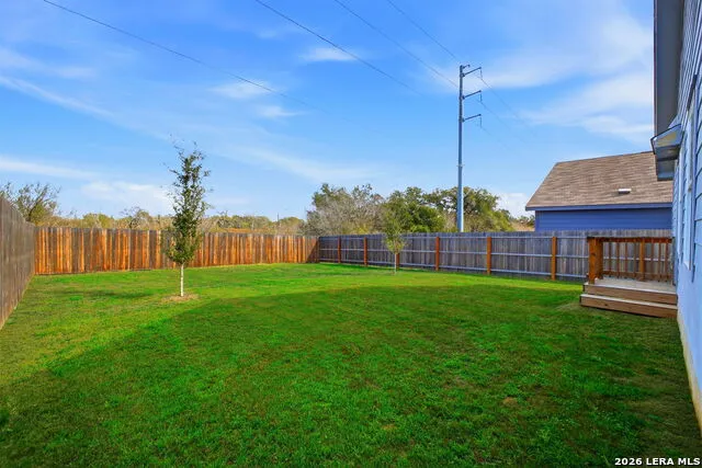 124 Wood Moss Floresville, TX 78114