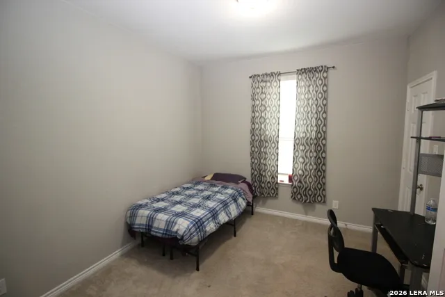 109 ANCHOR BLF Universal City, TX 78148