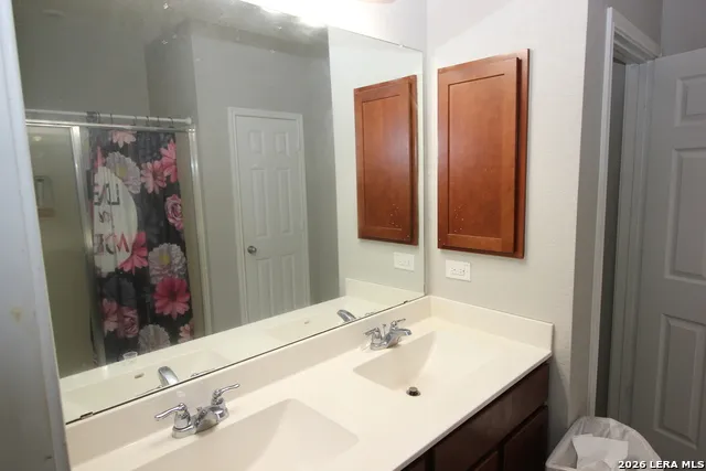 109 ANCHOR BLF Universal City, TX 78148