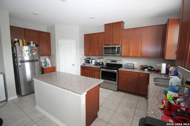 109 ANCHOR BLF Universal City, TX 78148