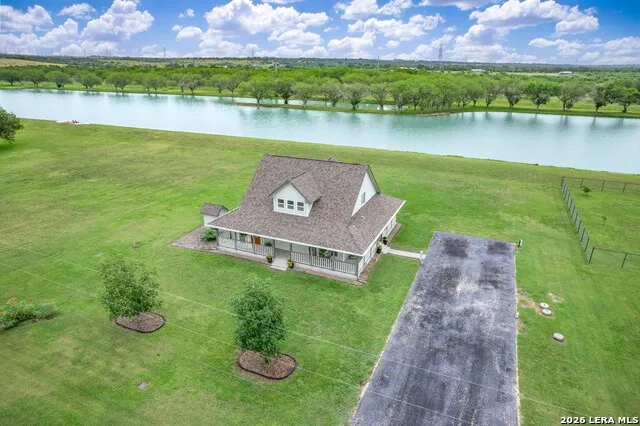 227 Ski Plex Dr Seguin, TX 78155