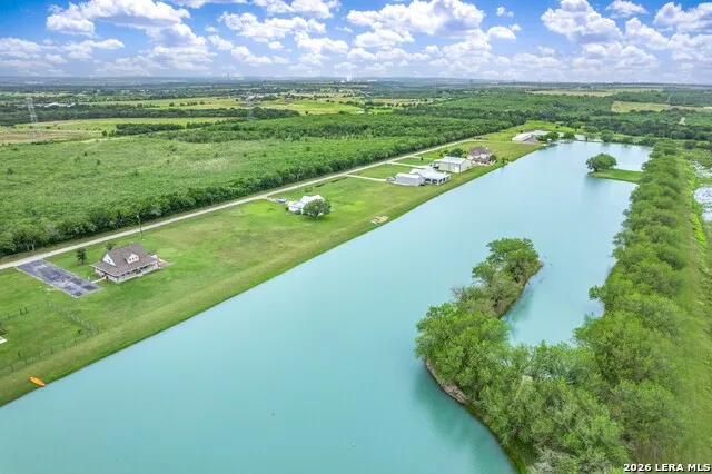 227 Ski Plex Dr Seguin, TX 78155