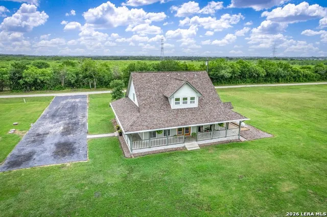 227 Ski Plex Dr Seguin, TX 78155