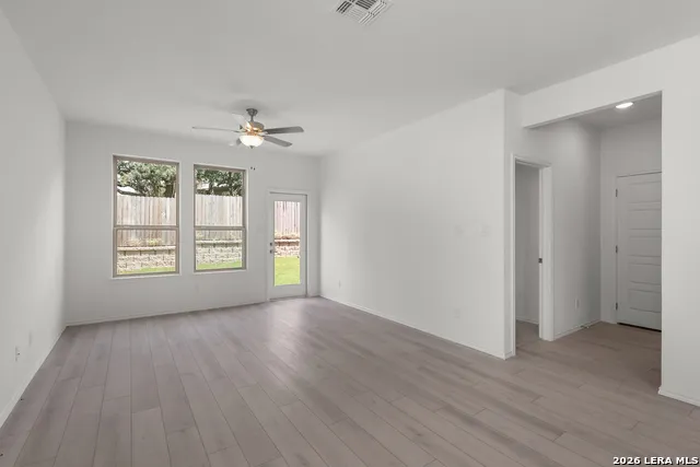 1018 West 1604 North Unit 205 San Antonio, TX 78251