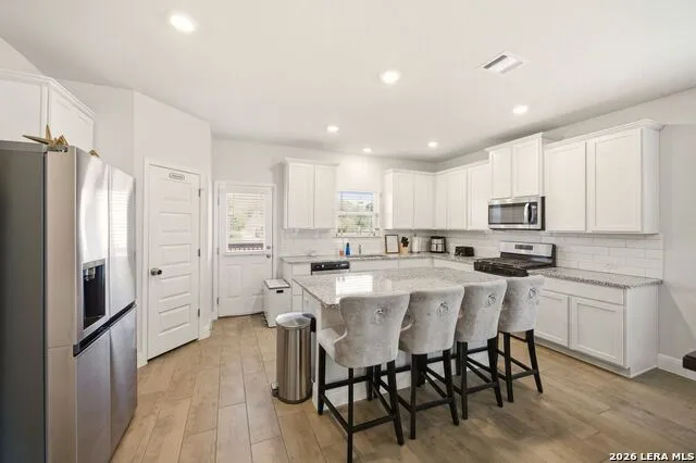 223 RED ROCK CANYON San Antonio, TX 78258
