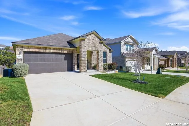 223 RED ROCK CANYON San Antonio, TX 78258