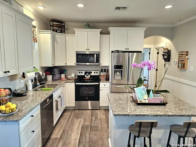 136 Turnberry La Vernia, TX 78121