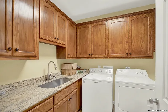 3283 Hartfield La Vernia, TX 78121