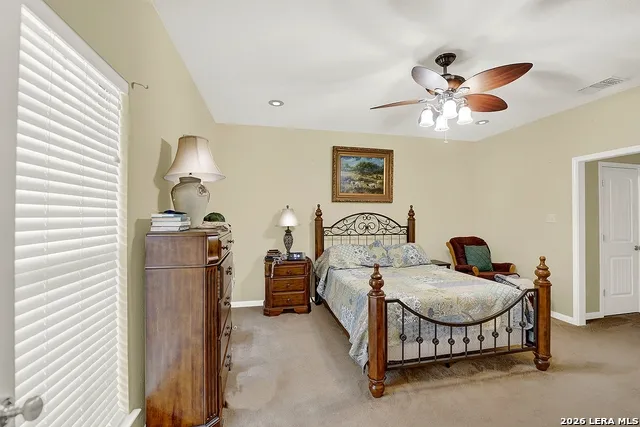 3283 Hartfield La Vernia, TX 78121