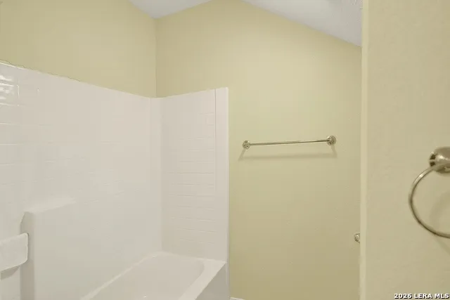 3283 Hartfield La Vernia, TX 78121