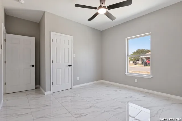 237 Avenue D Poteet, TX 78065