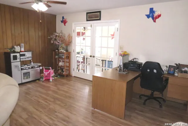 2126 CHURCH RD Seguin, TX 78155
