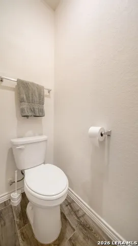 350 Colonial Blf Universal City, TX 78148