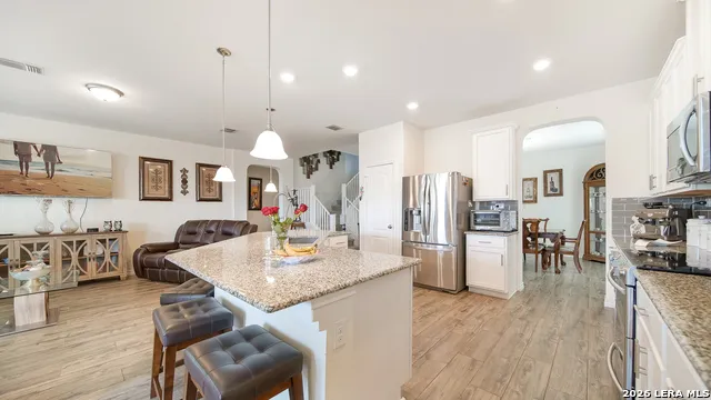 350 Colonial Blf Universal City, TX 78148