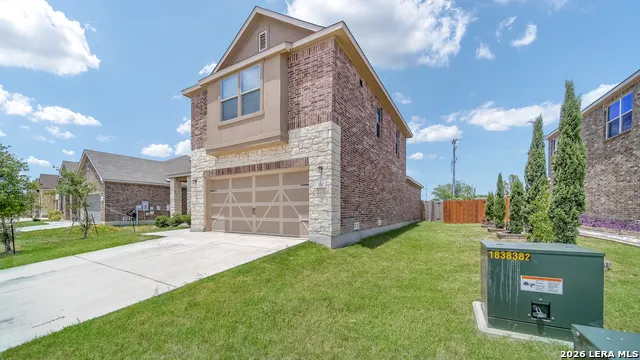 350 Colonial Blf Universal City, TX 78148