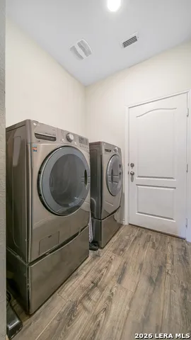 350 Colonial Blf Universal City, TX 78148