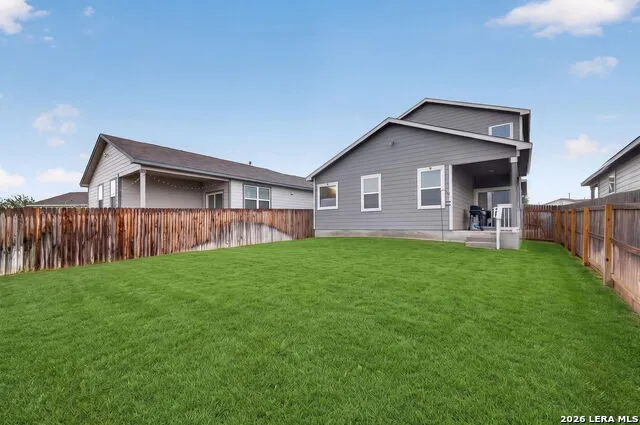 13023 Red Elks Lks St Hedwig, TX 78152