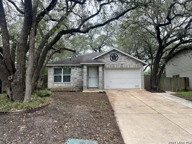 16131 IKE LN Selma, TX 78154