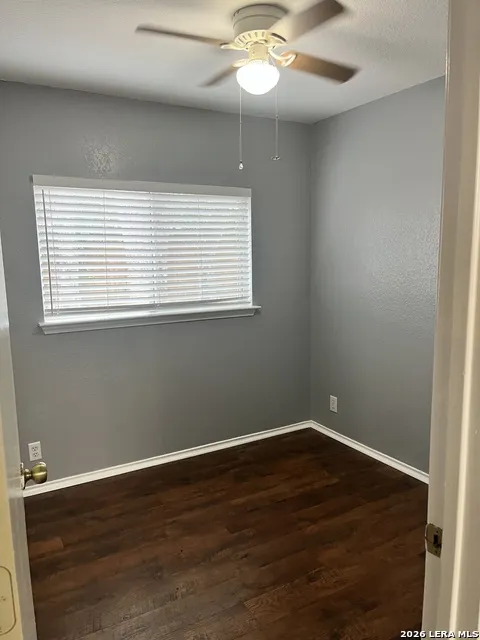 16131 IKE LN Selma, TX 78154