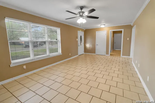 1410 ORIOLE LN Beeville, TX 78102