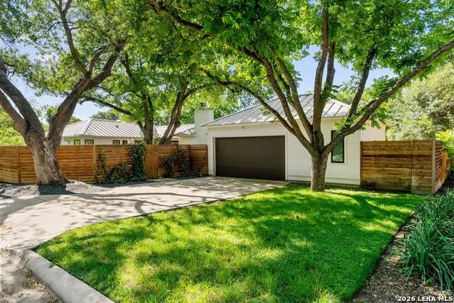 1402 HUTTO RD Georgetown, TX 78626