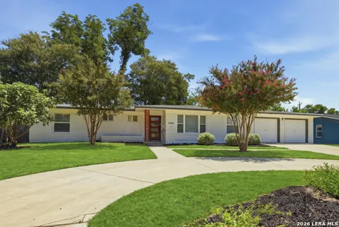 506 Oakleaf Dr