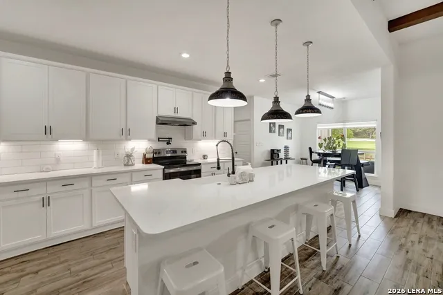 492 SPANISH GRANT CIR Bandera, TX 78003