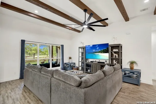 492 SPANISH GRANT CIR Bandera, TX 78003