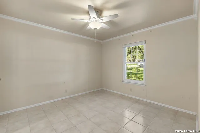 211 DOESKIN DR Boerne, TX 78006