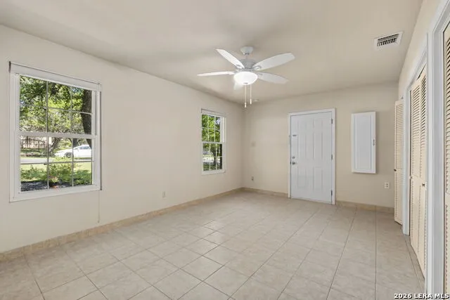 211 DOESKIN DR Boerne, TX 78006