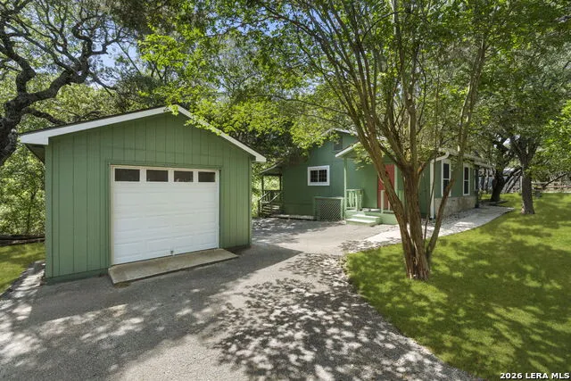 211 DOESKIN DR Boerne, TX 78006