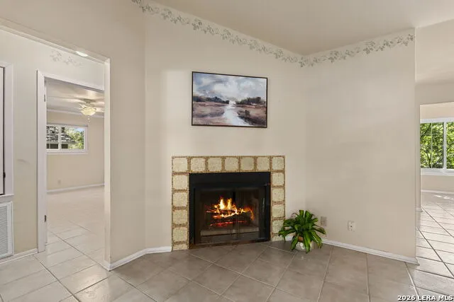 211 DOESKIN DR Boerne, TX 78006