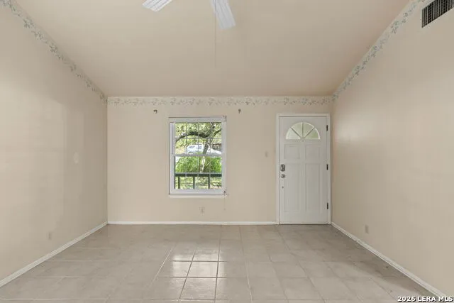 211 DOESKIN DR Boerne, TX 78006