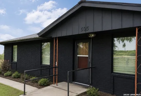 505 W Fm 140