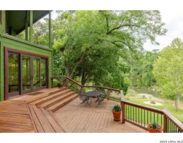 9710 RIVER RD New Braunfels, TX 78132