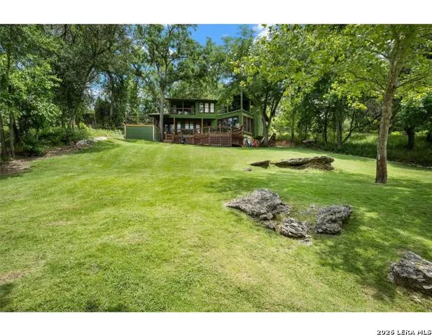 9710 RIVER RD New Braunfels, TX 78132