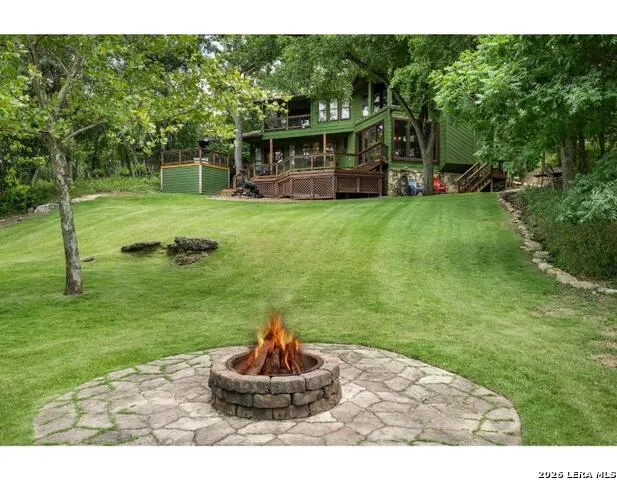 9710 RIVER RD New Braunfels, TX 78132
