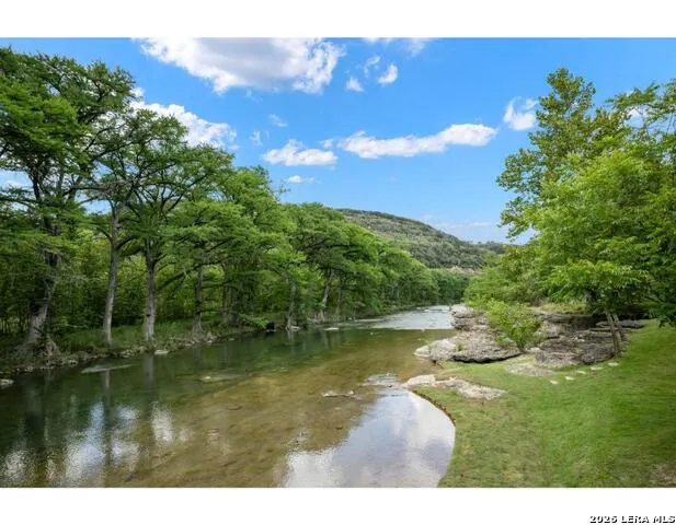 9710 RIVER RD New Braunfels, TX 78132