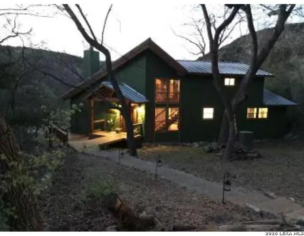9710 RIVER RD New Braunfels, TX 78132