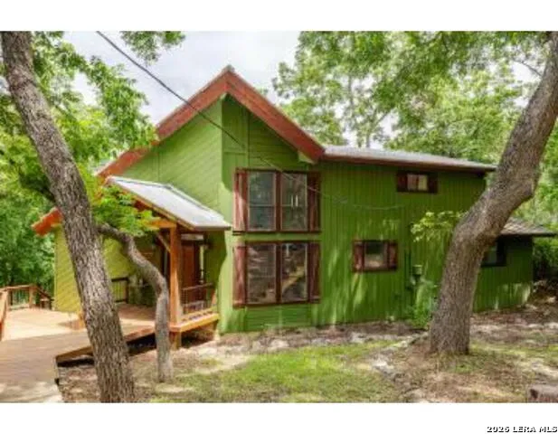 9710 RIVER RD New Braunfels, TX 78132