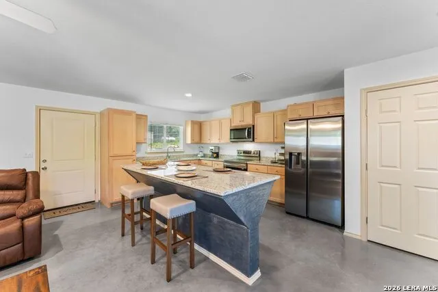 735 Green Castle Pl Canyon Lake, TX 78133