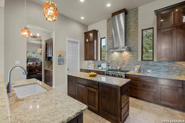 41 WOODLAND VW Fair Oaks Ranch, TX 78015