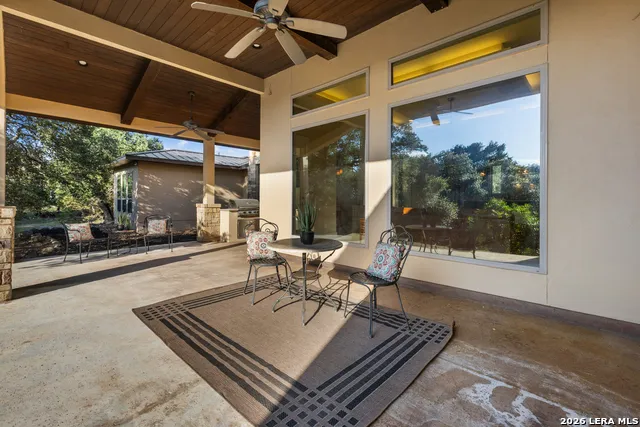 41 WOODLAND VW Fair Oaks Ranch, TX 78015