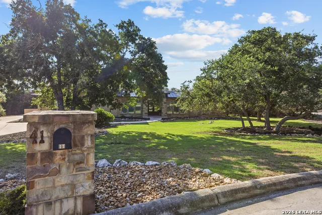 41 WOODLAND VW Fair Oaks Ranch, TX 78015