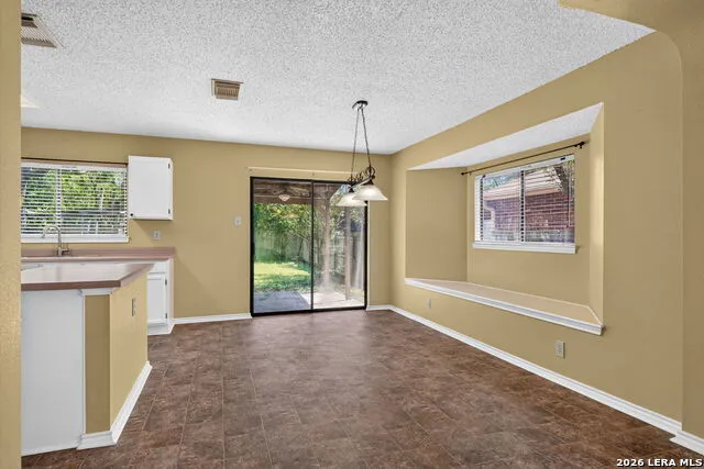 6350 REGENCY LN San Antonio, TX 78249