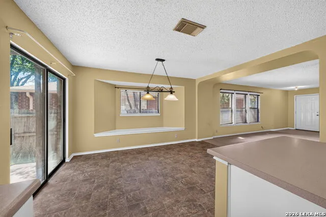 6350 REGENCY LN San Antonio, TX 78249