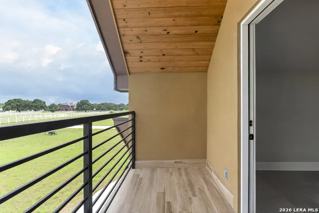 956 Horseshoe Falls Bandera, TX 78003