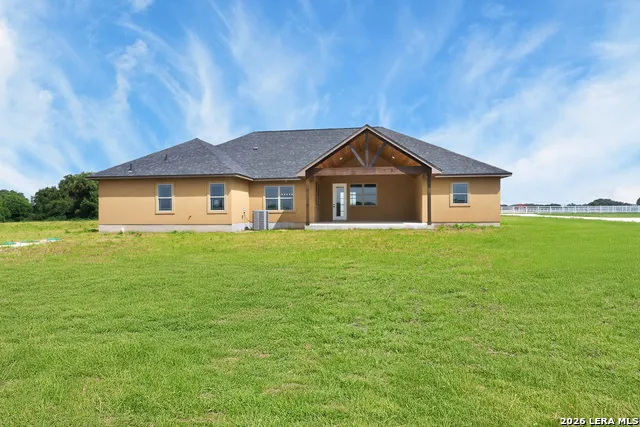 956 Horseshoe Falls Bandera, TX 78003