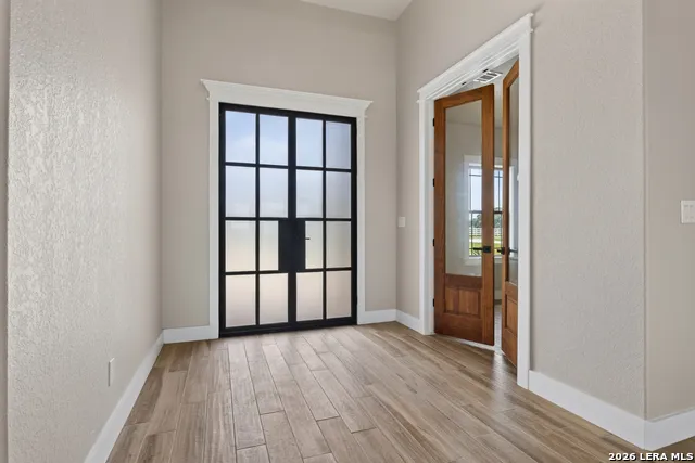956 Horseshoe Falls Bandera, TX 78003