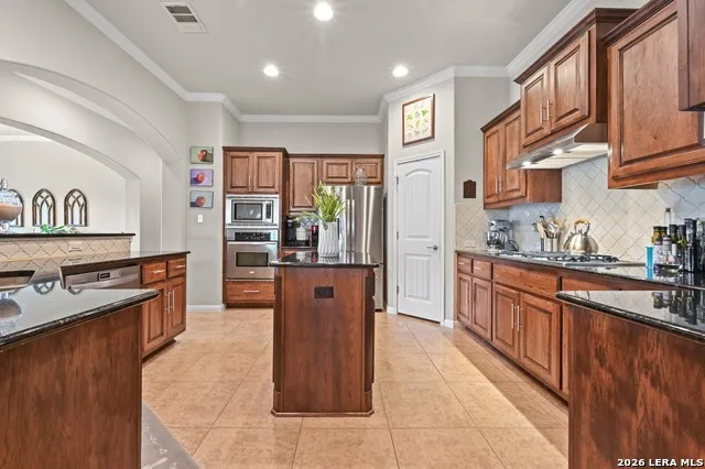 114 DRURY LN Austin, TX 78737